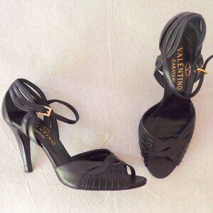 Valentino Garavani Women 36.5 Black Leather Strappy Heels